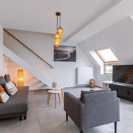 Catamaran - Bright Duplex With Balcony And Stunning View Over The Port Of Ostend 아파트